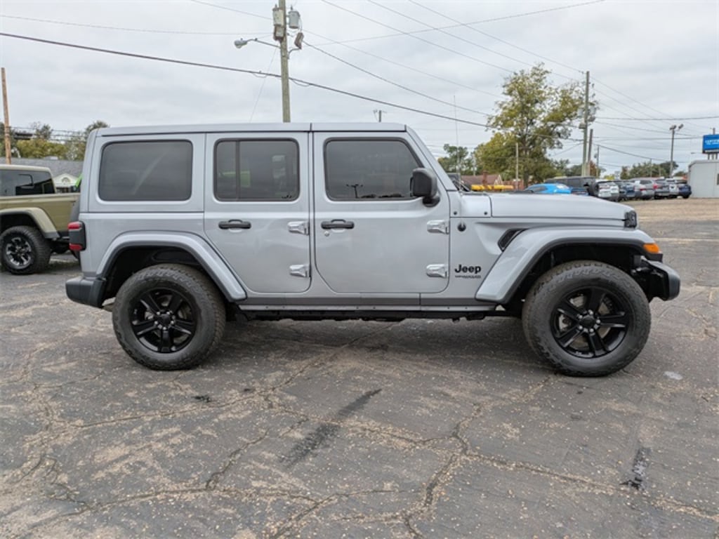 Used 2021 Jeep Wrangler Unlimited Sahara SUV