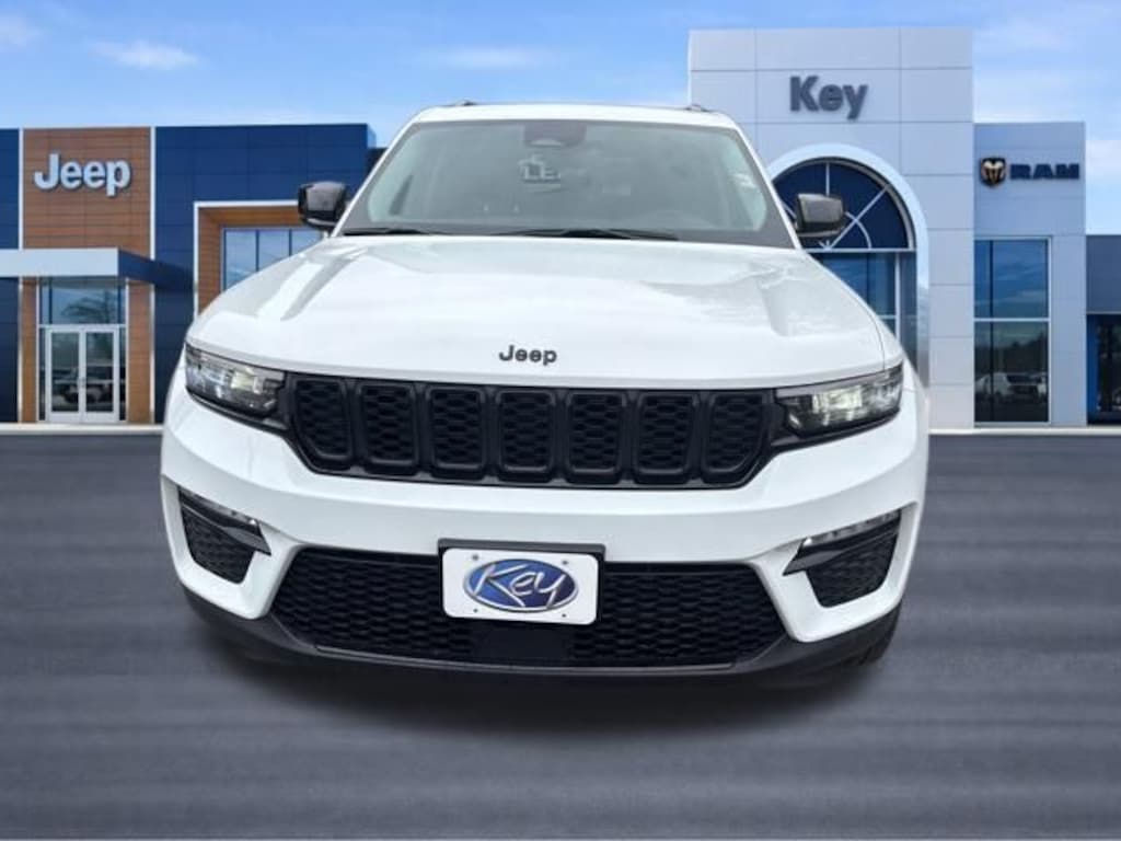 Used 2023 Jeep Grand Cherokee Limited SUV