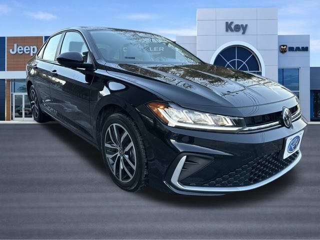 Used 2025 Volkswagen Jetta SE with VIN 3VWEX7BU1SM025920 for sale in Newcastle, ME