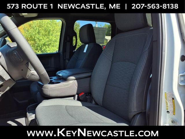 2025 RAM 3500 Tradesman - Photo 12