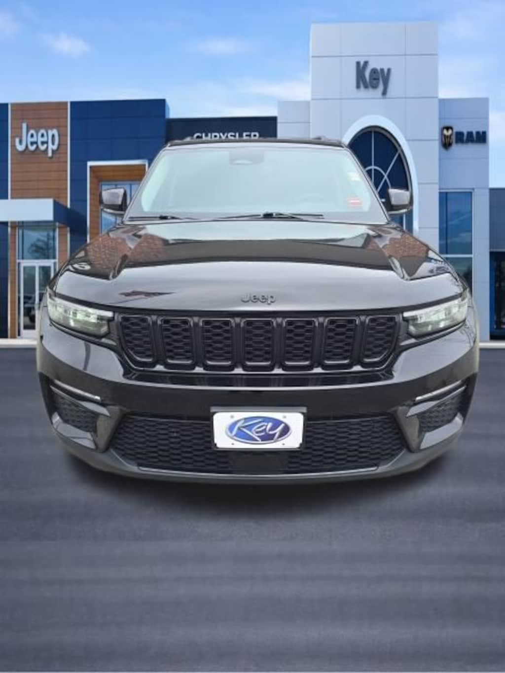 Used 2023 Jeep Grand Cherokee Limited SUV