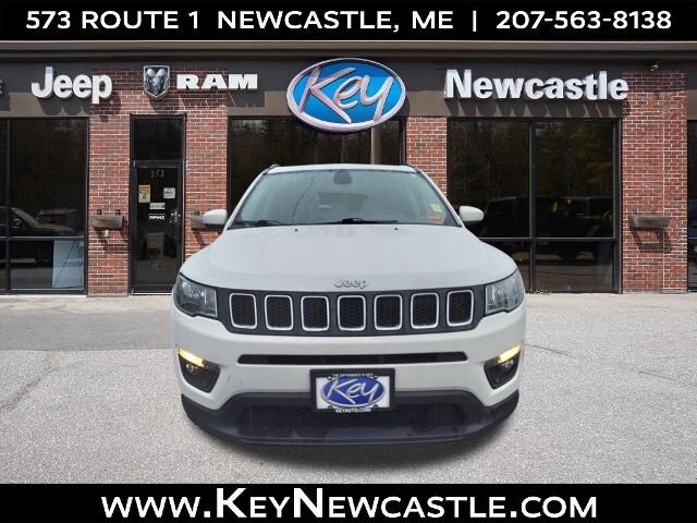 2021 Jeep Compass Latitude photo 3