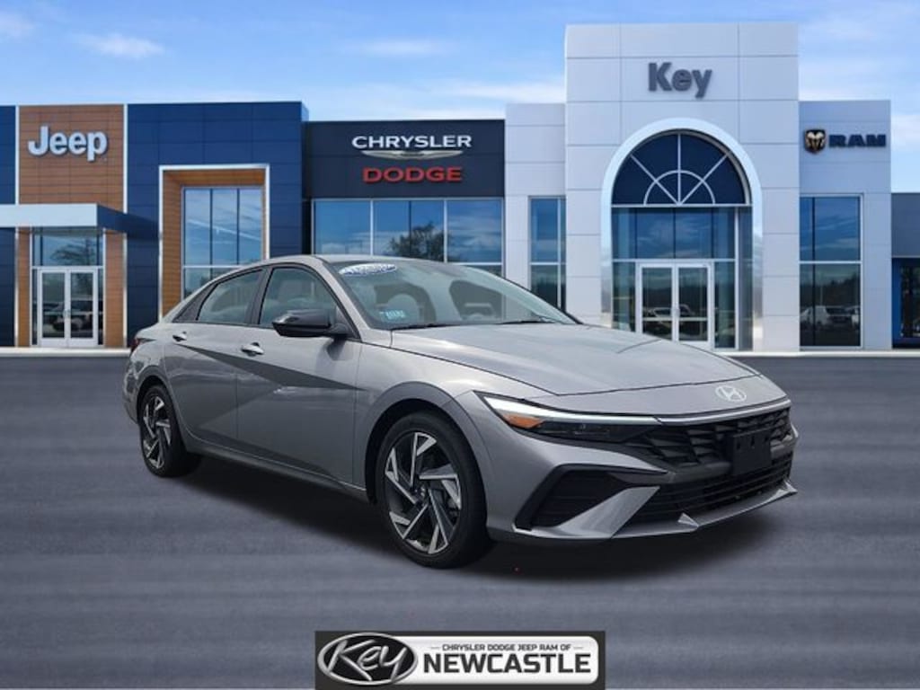 Used 2025 Hyundai Elantra SEL Sport Sedan