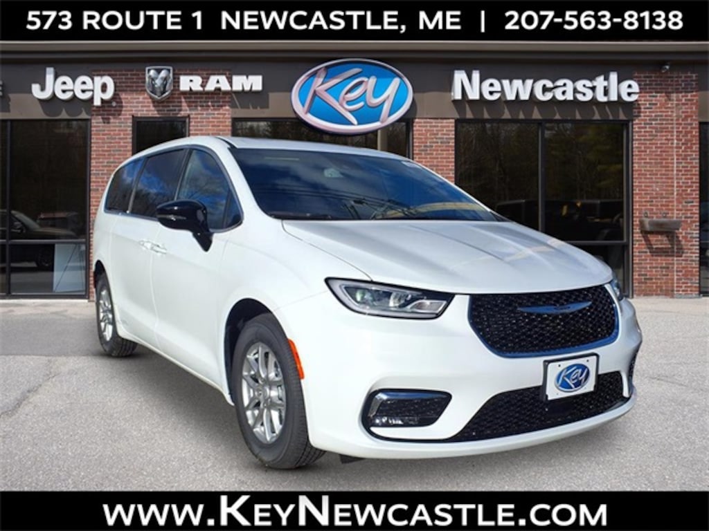 New 2026 Chrysler Pacifica Select Passenger Van