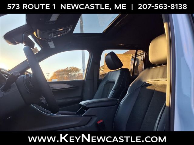 2025 Jeep Grand Cherokee Altitude - Photo 12
