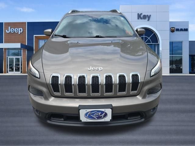 Used 2016 Jeep Cherokee Latitude with VIN 1C4PJMCS8GW255390 for sale in Newcastle, ME