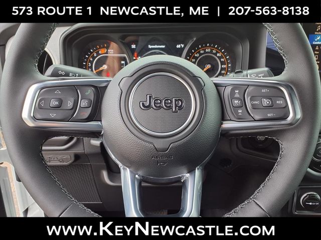 2025 Jeep Wrangler 4-Door Sahara - Photo 10