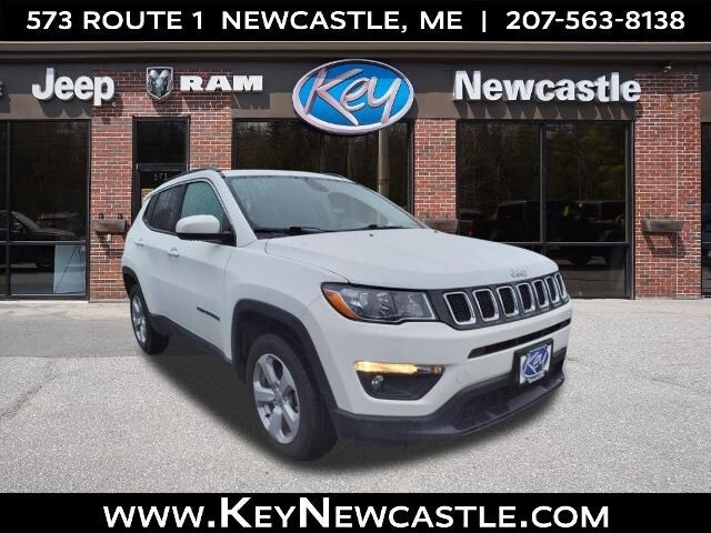 2021 Jeep Compass Latitude photo 2