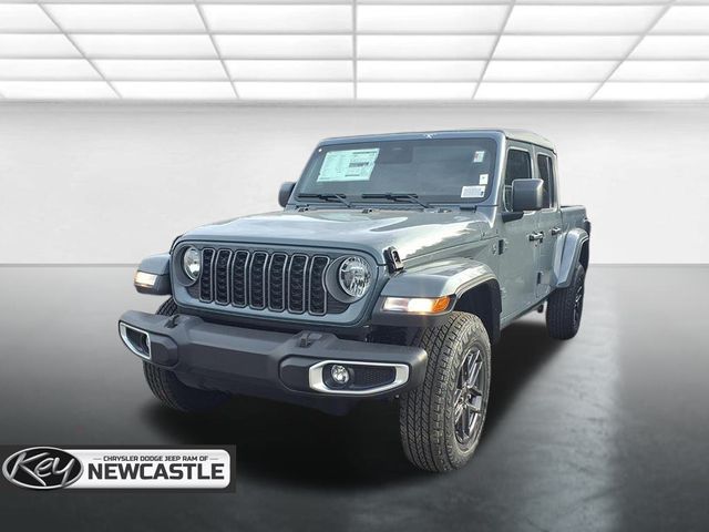2026 Jeep Gladiator Sport S's photo