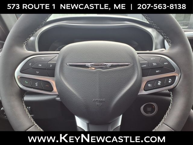 2025 Chrysler Pacifica Select - Photo 16