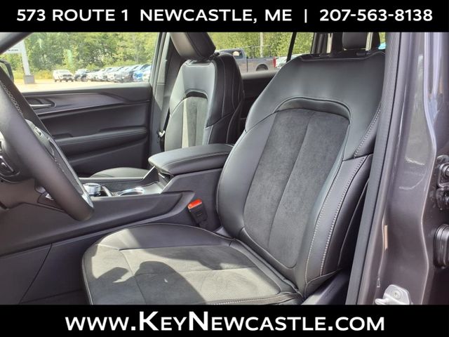 2025 Jeep Grand Cherokee L Altitude - Photo 13