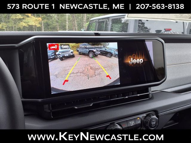 2025 Jeep Wrangler 4-Door Sahara - Photo 17