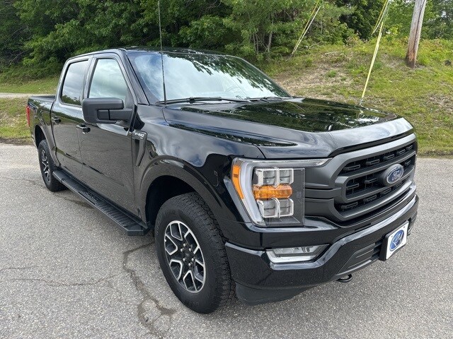 2023 Ford F-150 XLT photo 2