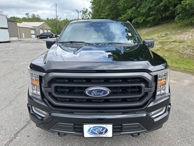 2023 Ford F-150 XLT photo 3