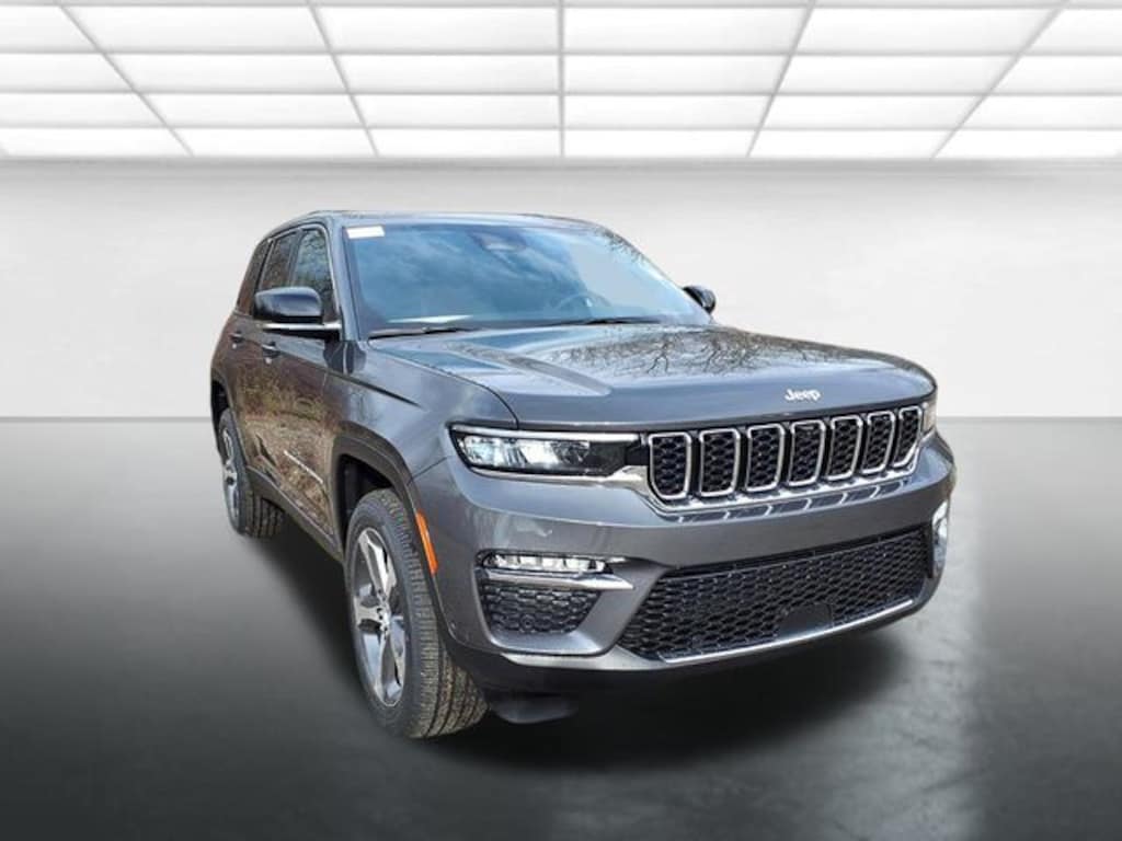 New 2025 Jeep Grand Cherokee Limited Sport Utility