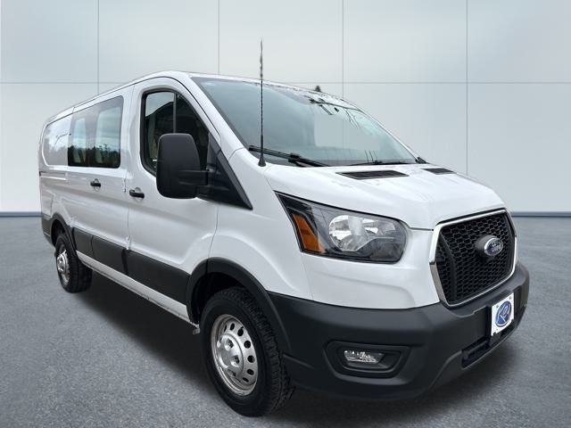 2023 Ford Transit photo 2