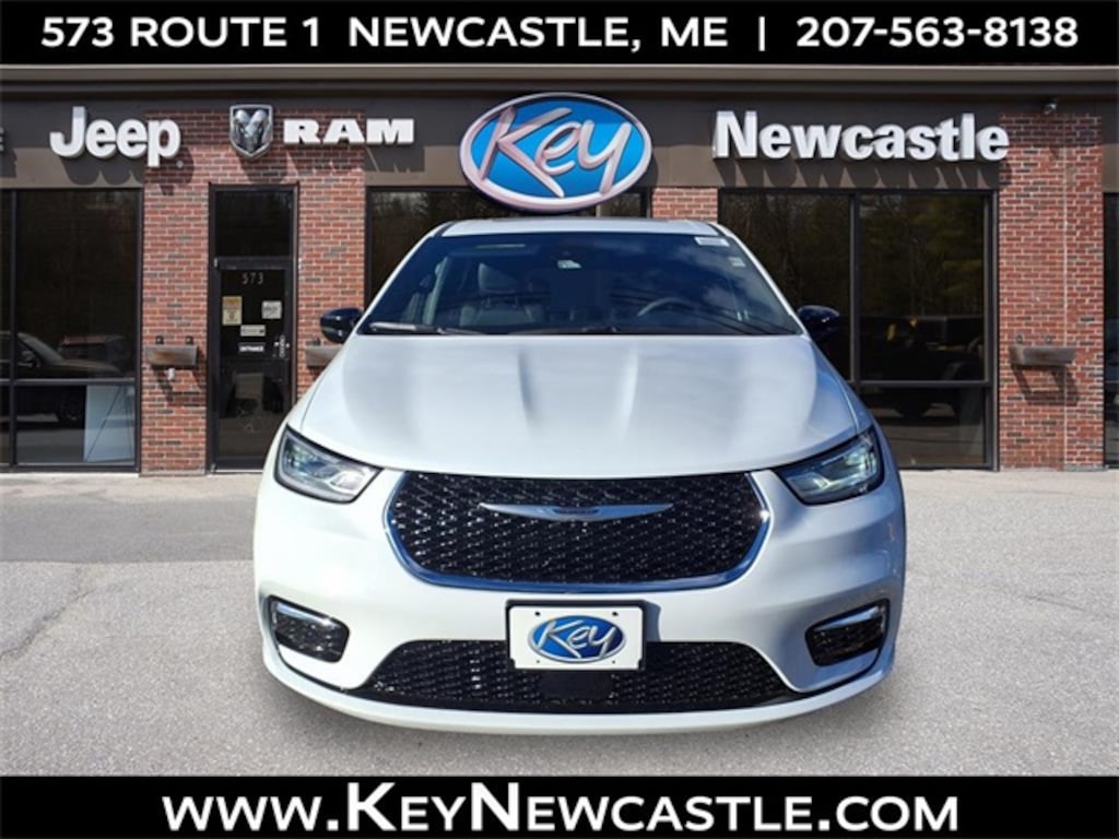 New 2026 Chrysler Pacifica Select Passenger Van