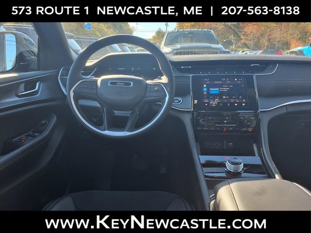 2025 Jeep Grand Cherokee Altitude - Photo 13