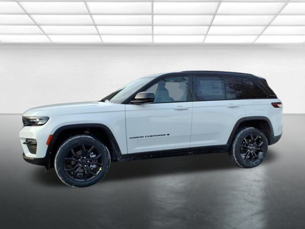 New 2025 Jeep Grand Cherokee Limited Sport Utility