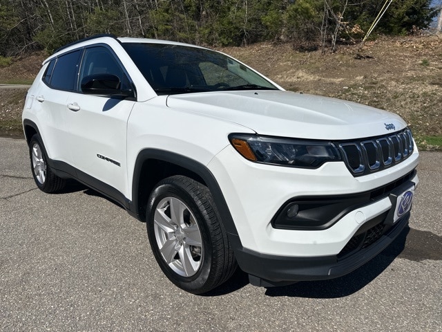 Used 2022 Jeep Compass Latitude with VIN 3C4NJDBB8NT232784 for sale in Newcastle, ME