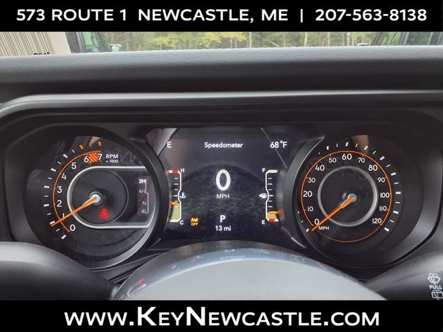 2025 Jeep Wrangler 4-Door Sahara - Photo 16