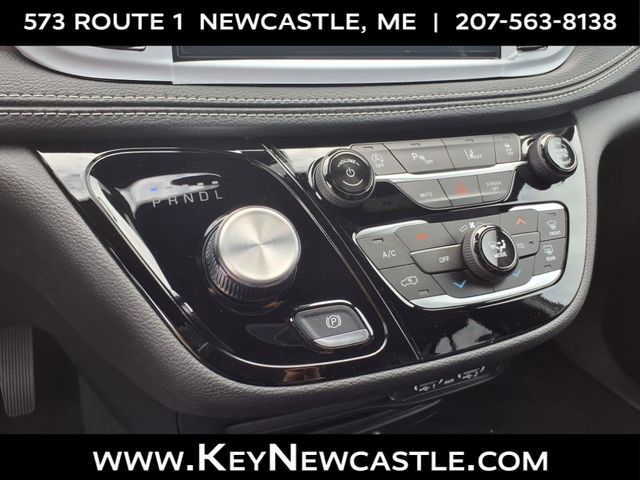 2025 Chrysler Pacifica Select - Photo 12