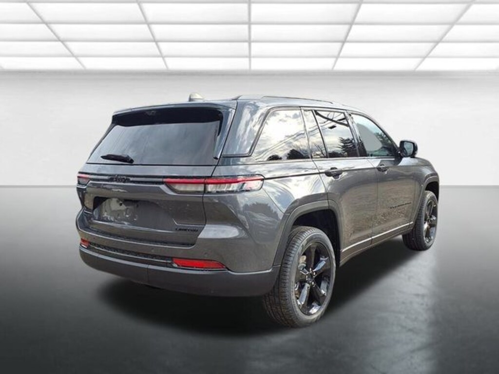 New 2025 Jeep Grand Cherokee Limited Sport Utility