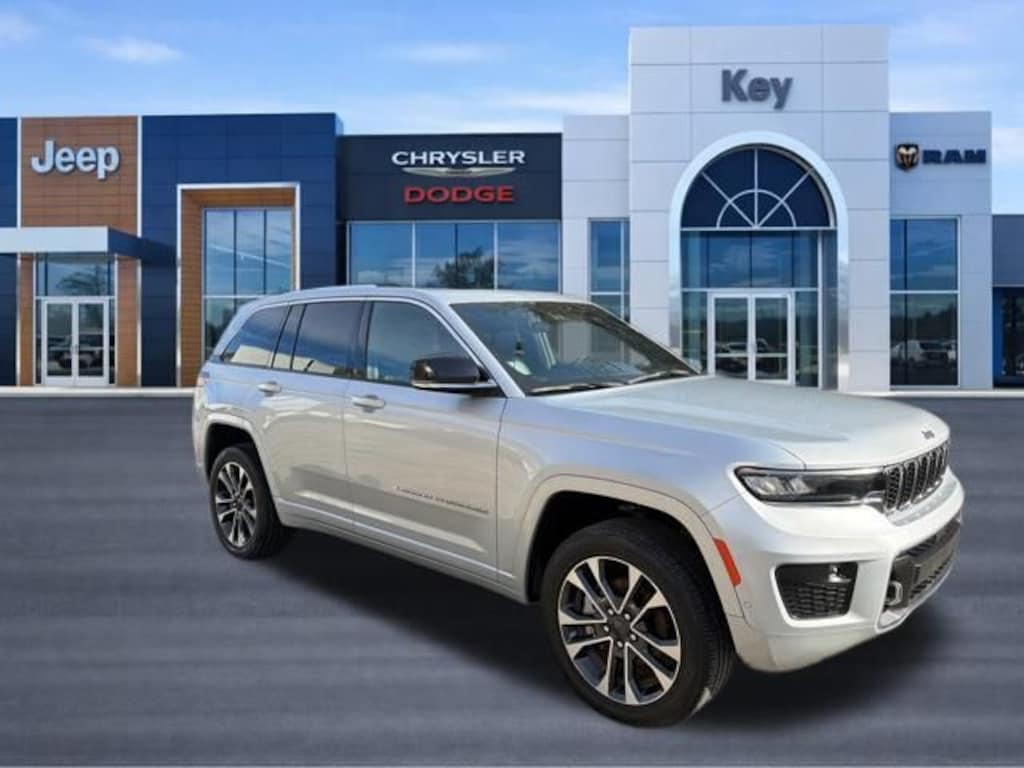 Used 2022 Jeep Grand Cherokee Overland SUV