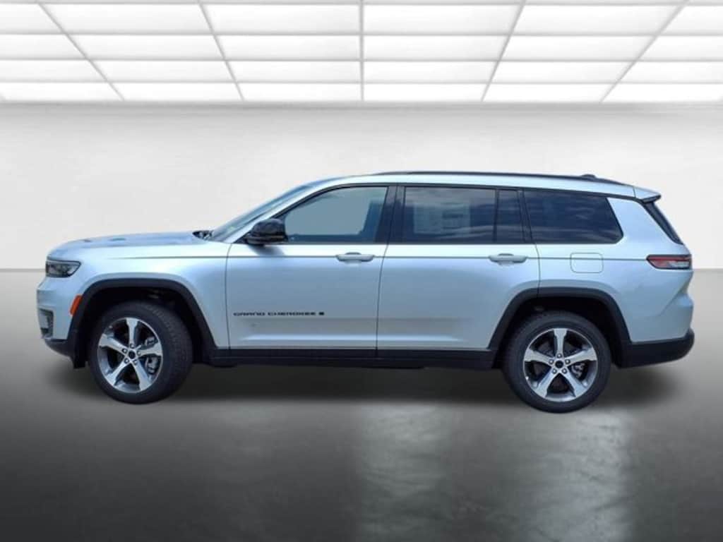 New 2024 Jeep Grand Cherokee Altitude X Sport Utility