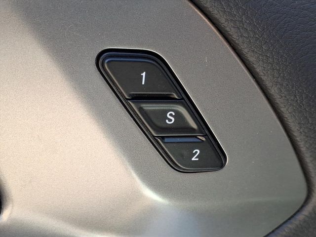 2026 Chrysler Pacifica Select - Photo 8
