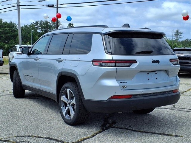 2024 Jeep Grand Cherokee Altitude X photo 3