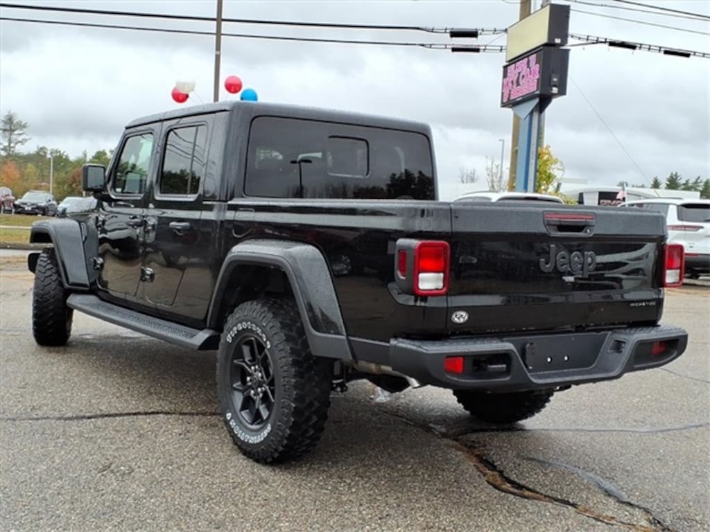 New 2025 Jeep Gladiator High Tide Pickup