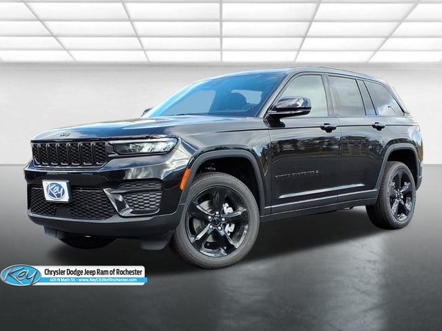 2025 Jeep Grand Cherokee Altitude's photo
