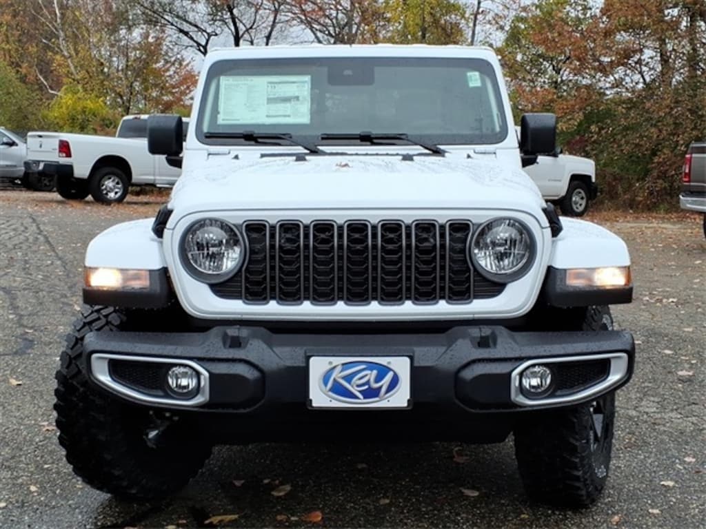 New 2025 Jeep Gladiator High Tide Pickup