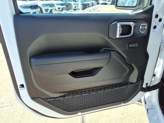 2025 Jeep Wrangler 4-Door Sport S - Photo 14