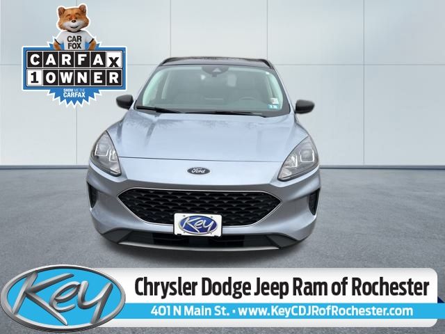 2022 Ford Escape SE's photo