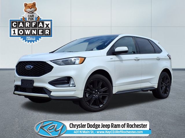 2022 Ford Edge ST-Line's photo