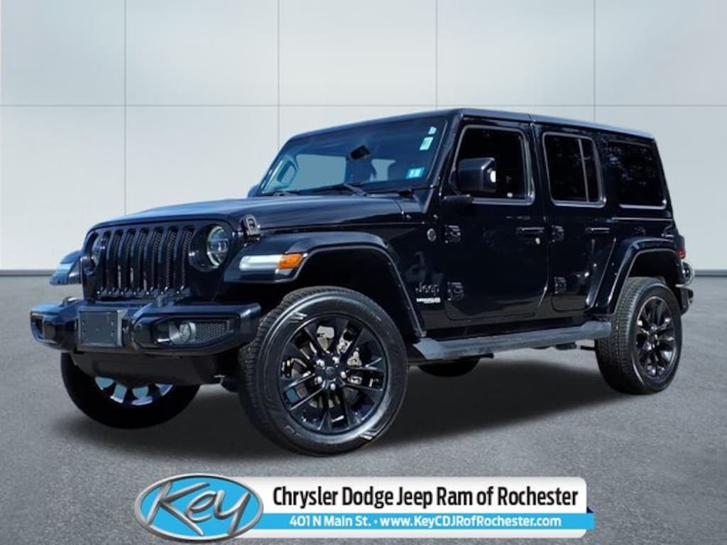 Used 2022 Jeep Wrangler Unlimited Sahara Altitude SUV