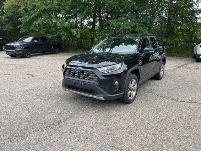 2021 Toyota RAV4 Hybrid Limited photo 2