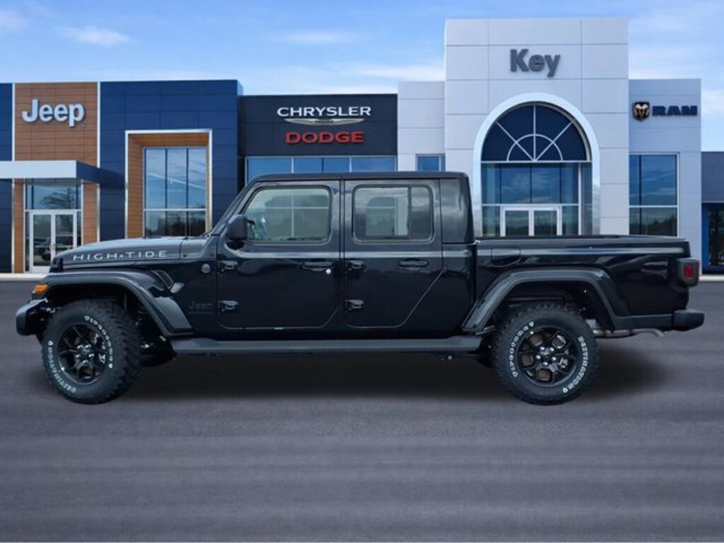 New 2025 Jeep Gladiator High Tide Pickup