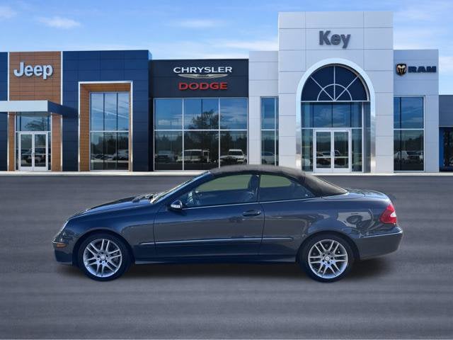 Used 2009 Mercedes-Benz CLK-Class CLK350 with VIN WDBTK56F19F264627 for sale in Rochester, NH