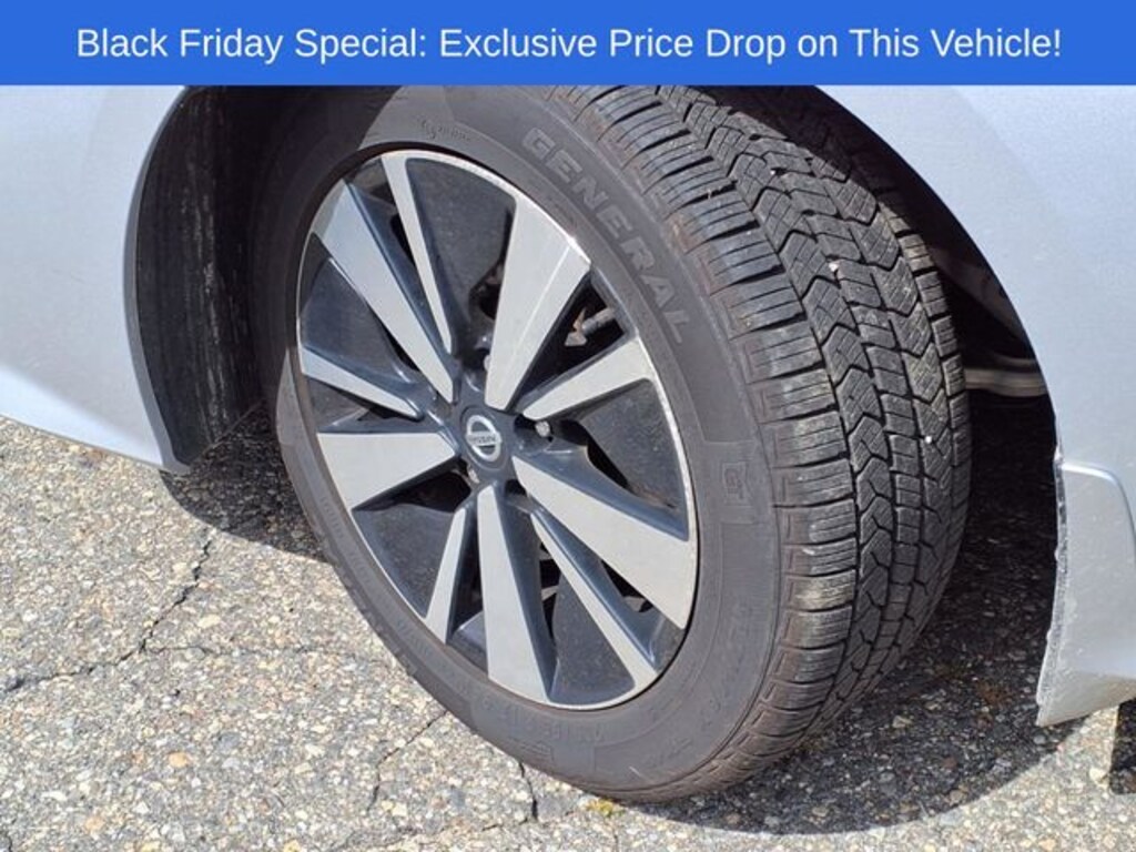 Used 2022 Nissan Altima 2.5 SV Sedan