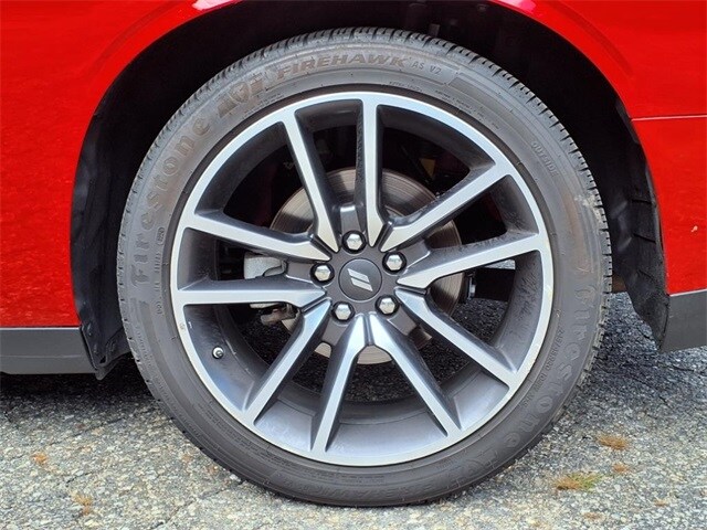 2023 Dodge Challenger R/T photo 4