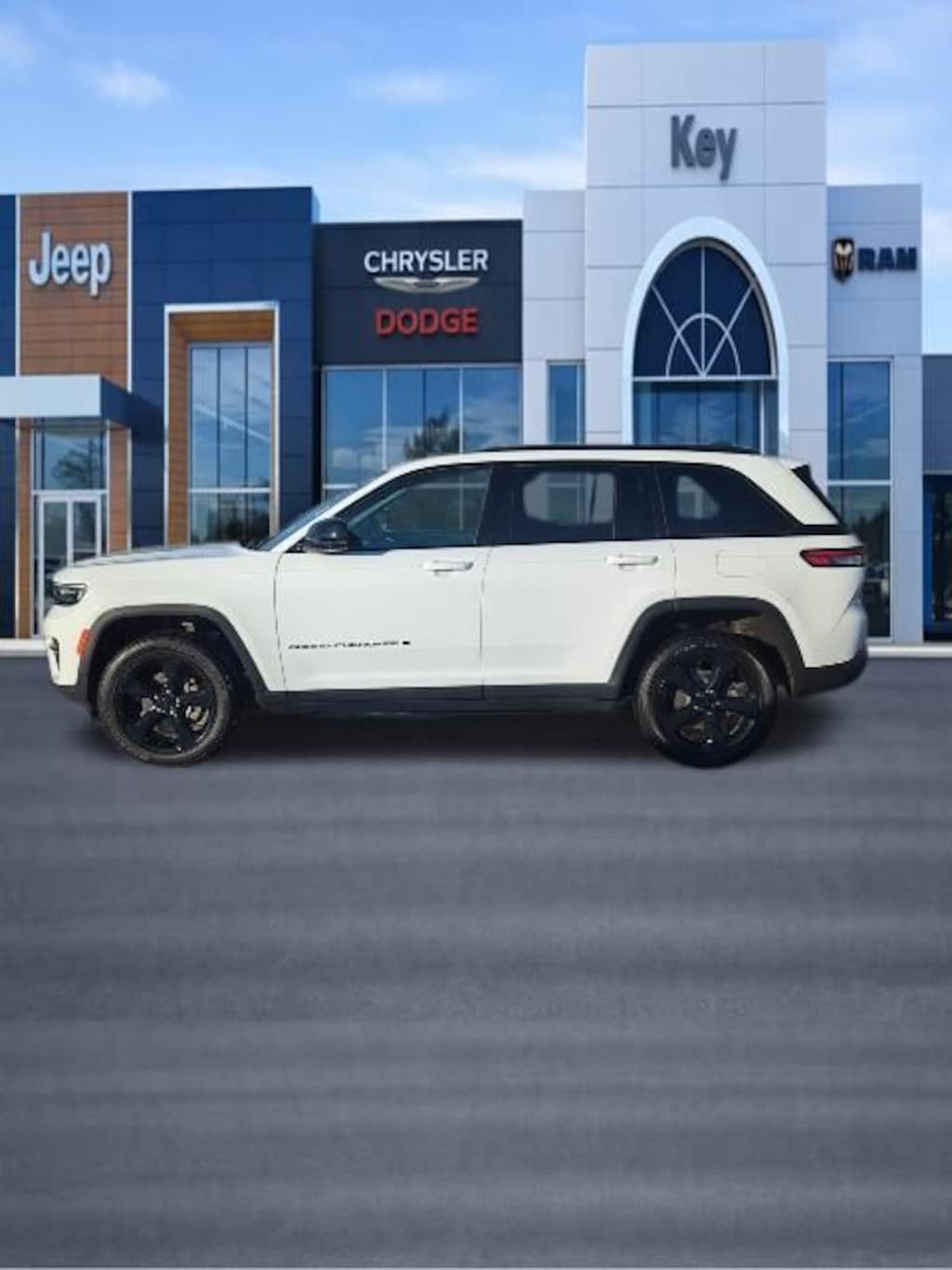 Used 2025 Jeep Grand Cherokee Altitude X SUV