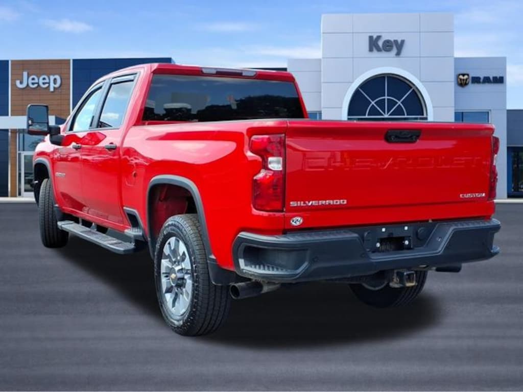 Used 2024 Chevrolet Silverado 2500 HD Custom Truck Crew Cab
