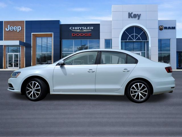 Used 2017 Volkswagen Jetta SE with VIN 3VWB67AJXHM381403 for sale in Rochester, NH