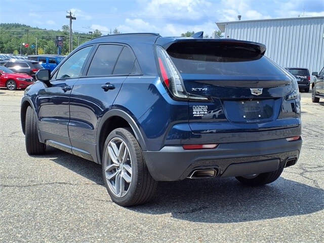 2020 Cadillac XT4 Sport photo 3