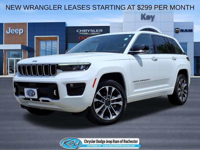 2022 Jeep Grand Cherokee Overland 4x4's photo