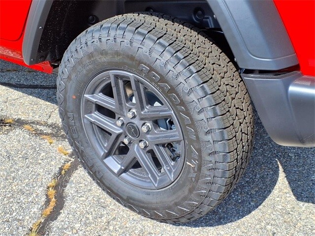 2025 Jeep Wrangler Sport S photo 4