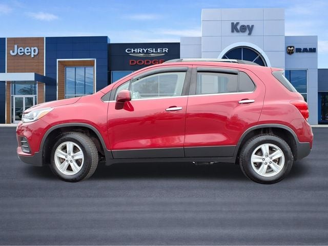 Used 2020 Chevrolet Trax LT with VIN 3GNCJPSBXLL246232 for sale in Rochester, NH